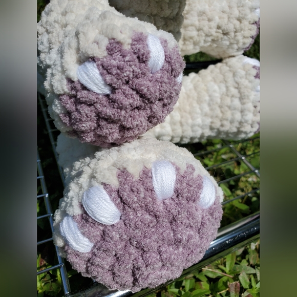 Big Beach Foam Tarbosaurus Crochet Plushie Dinosaur Toy| 13" Sitting Plush - Picture 6 of 9